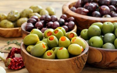 Descubre los beneficios de las aceitunas: Salud cardiovascular y deliciosos aperitivos