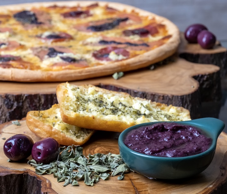 Snacks con Pastas de aceituna